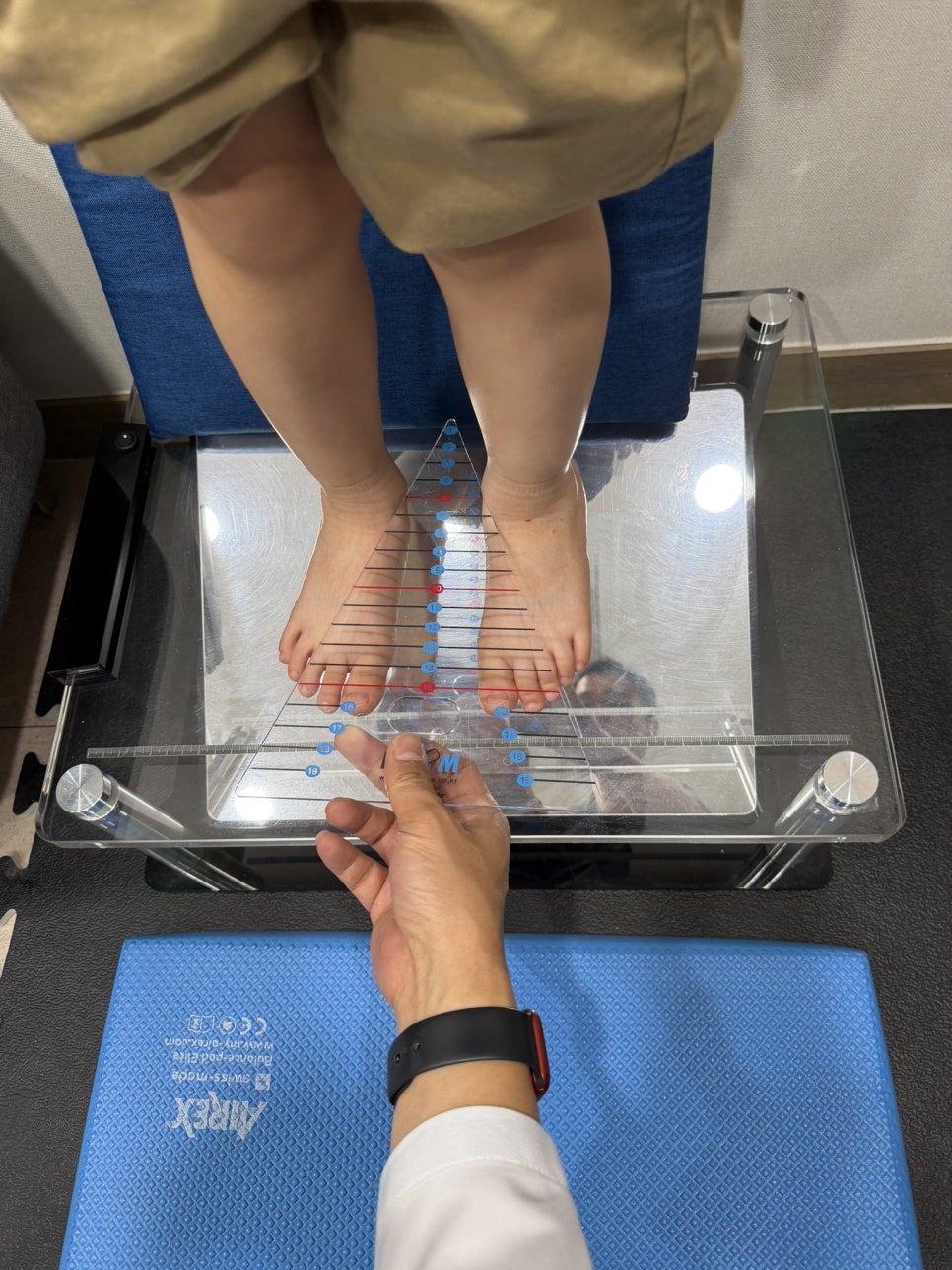 맞춤형 깔창과 교정장치